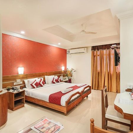 Octave Church Inn Bangalore Extérieur photo