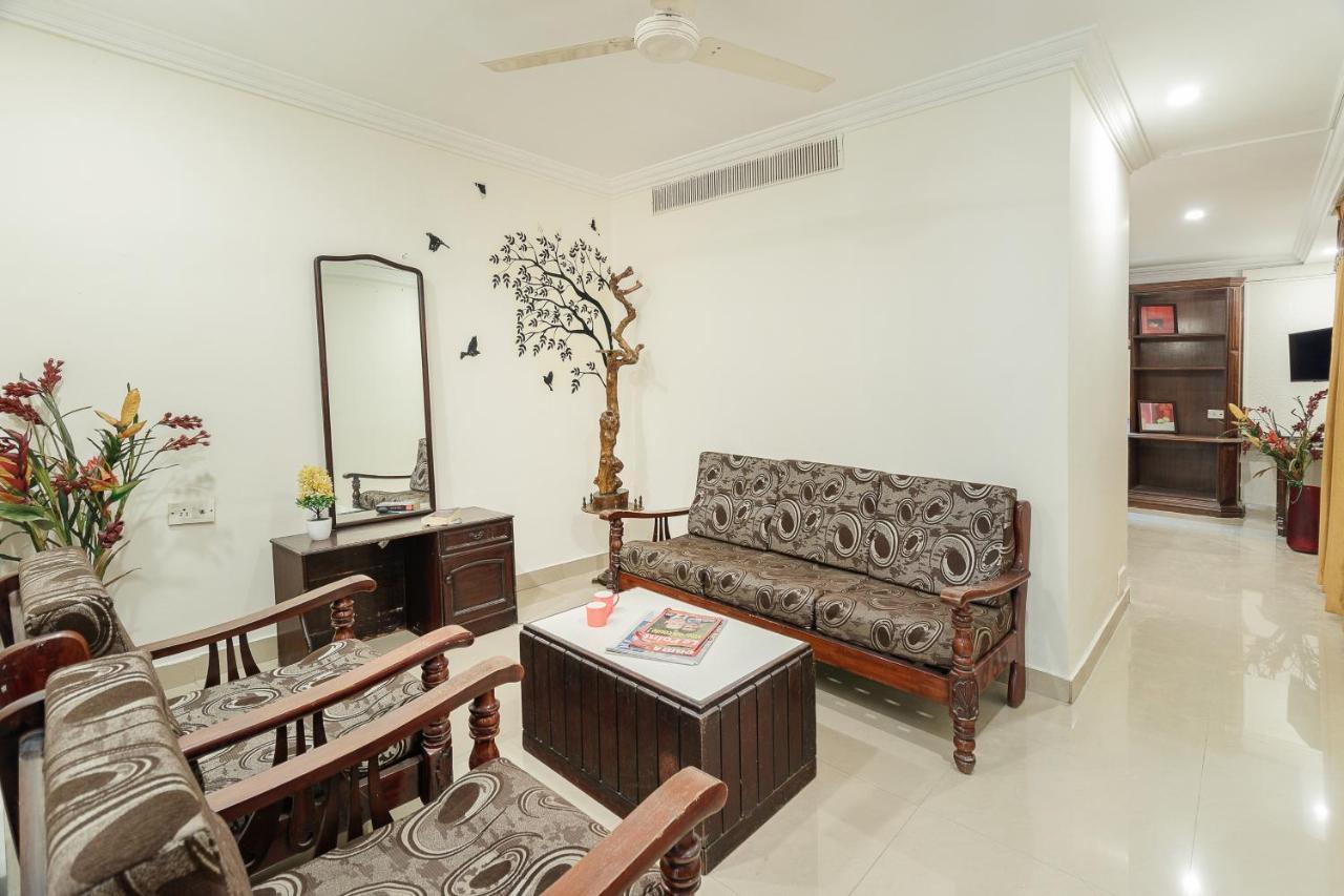 Octave Church Inn Bangalore Extérieur photo