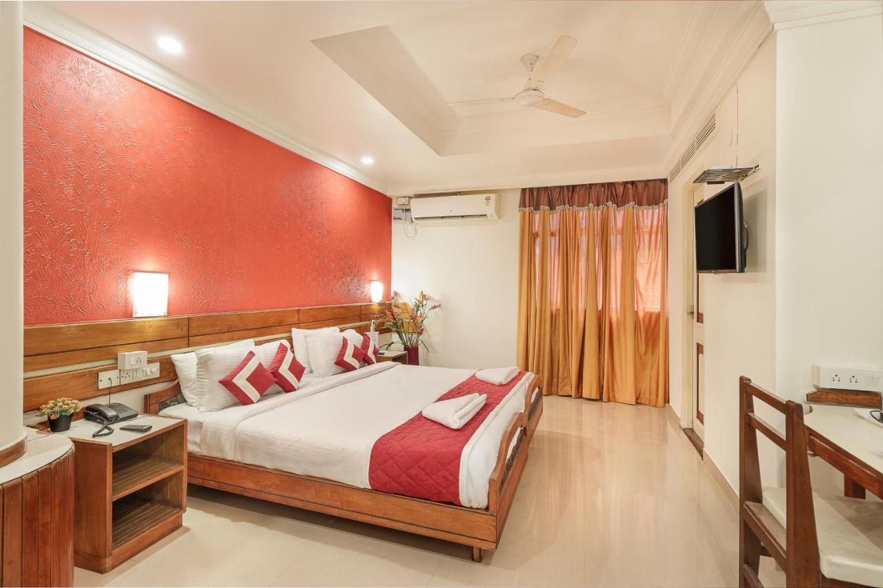 Octave Church Inn Bangalore Extérieur photo