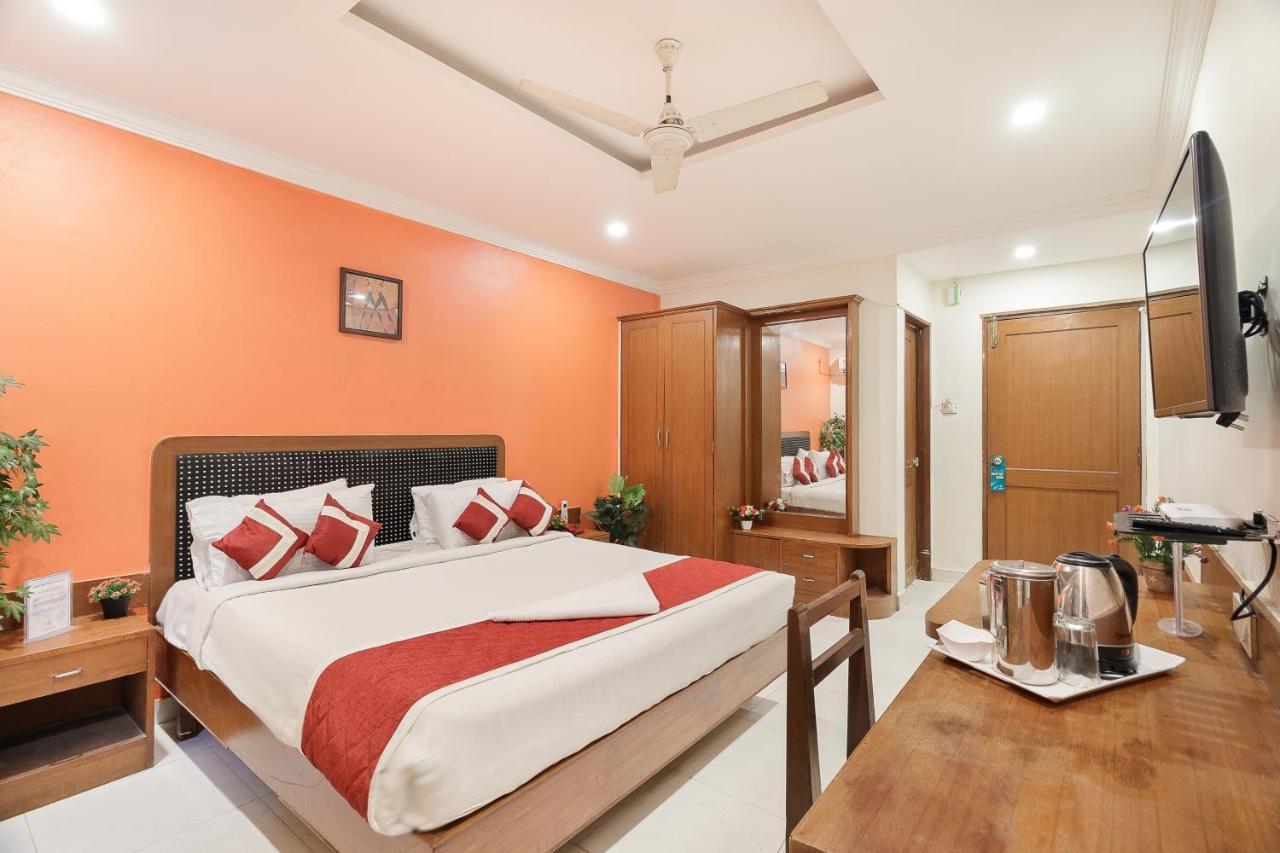 Octave Church Inn Bangalore Extérieur photo