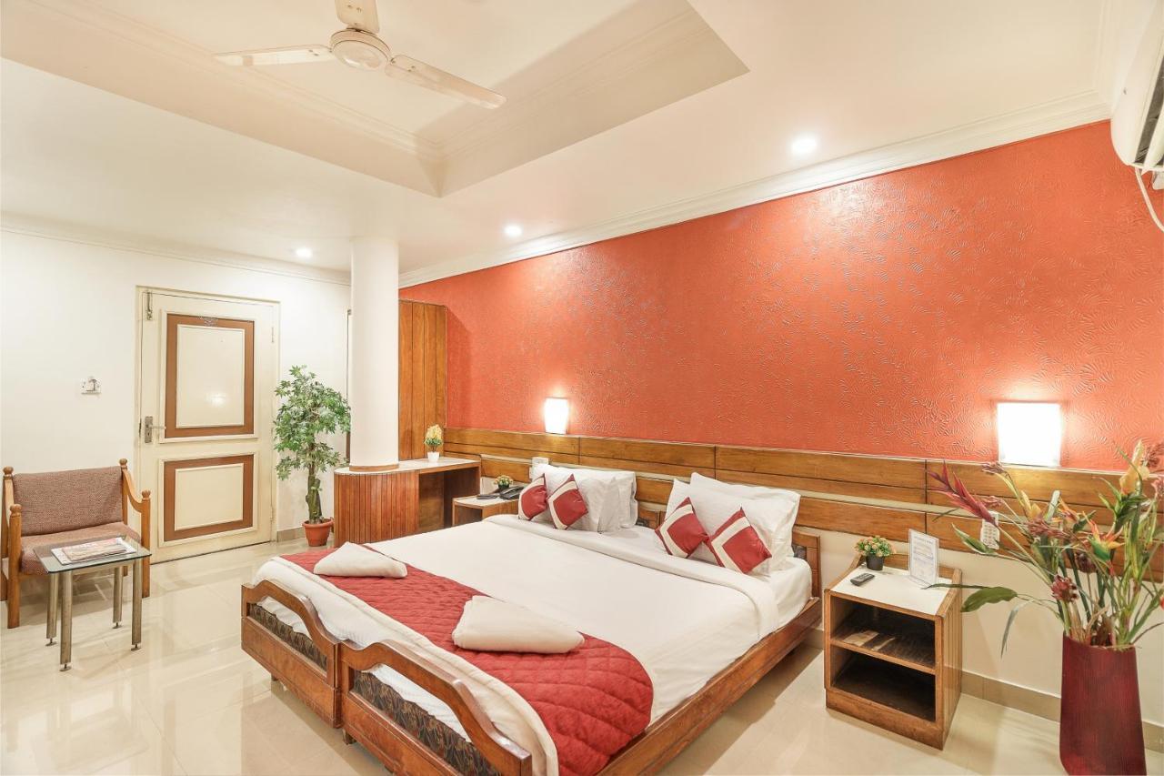 Octave Church Inn Bangalore Extérieur photo